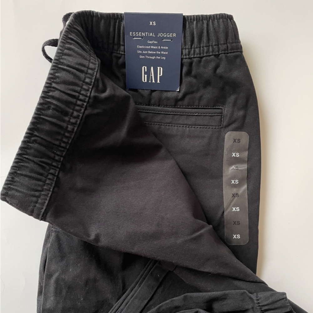 Gap flex jogger, junior men’s, size XS, NWT, black